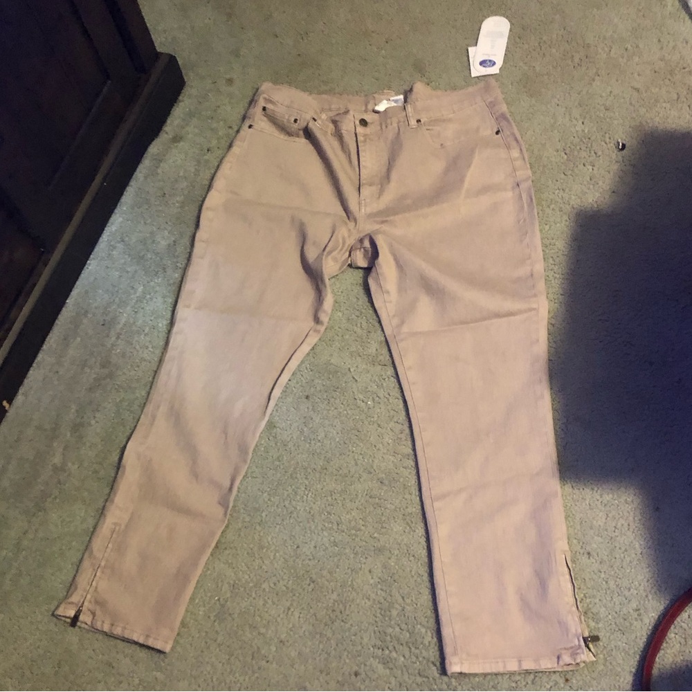 NWT khaki jeans size 20